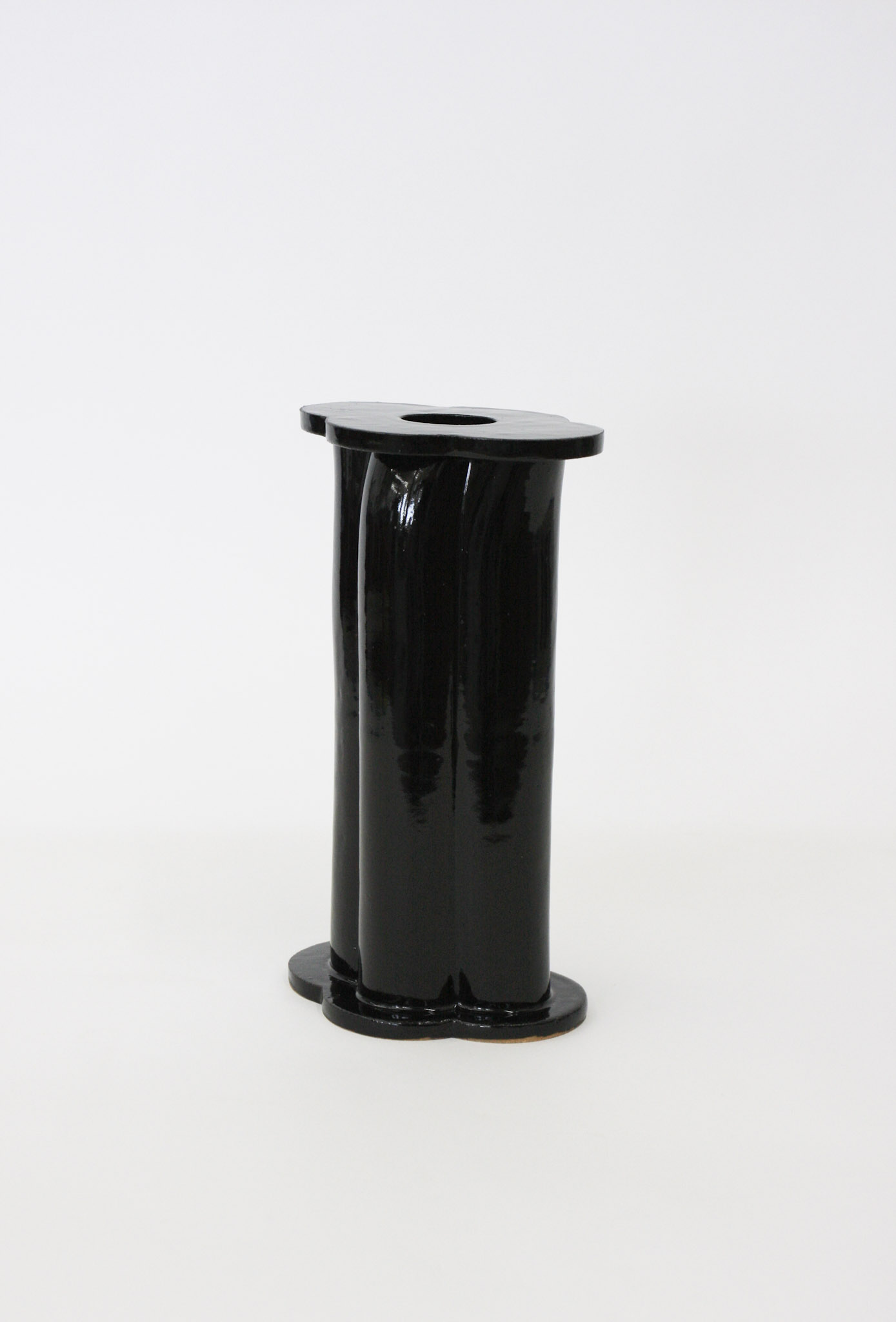 CLOVER VASE - GLOSS BLACK B