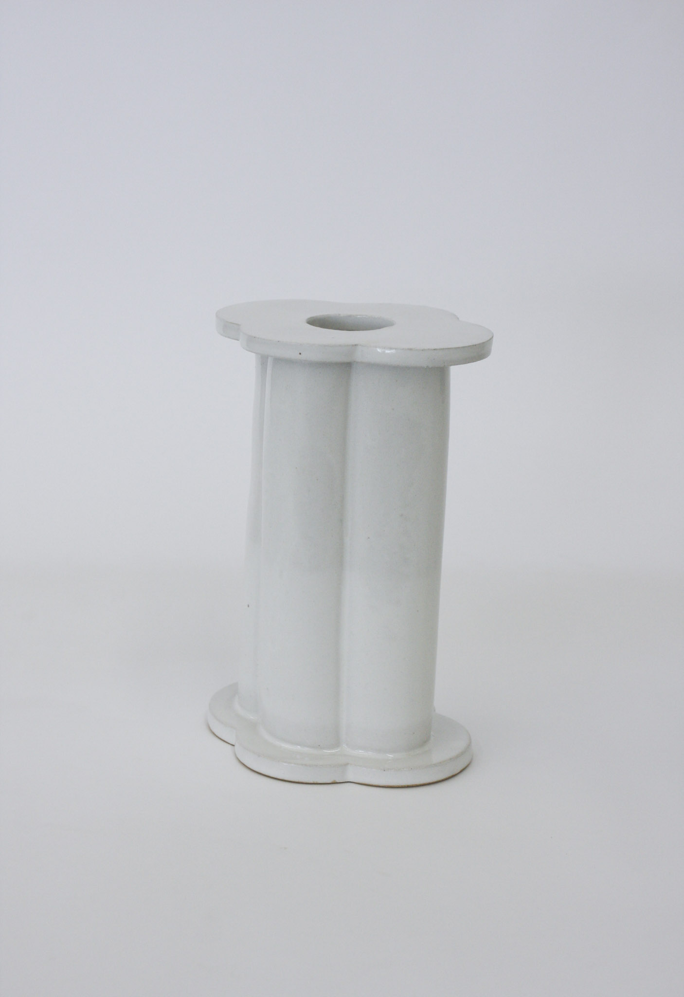 CLOVER VASE - GLOSS WHITE B