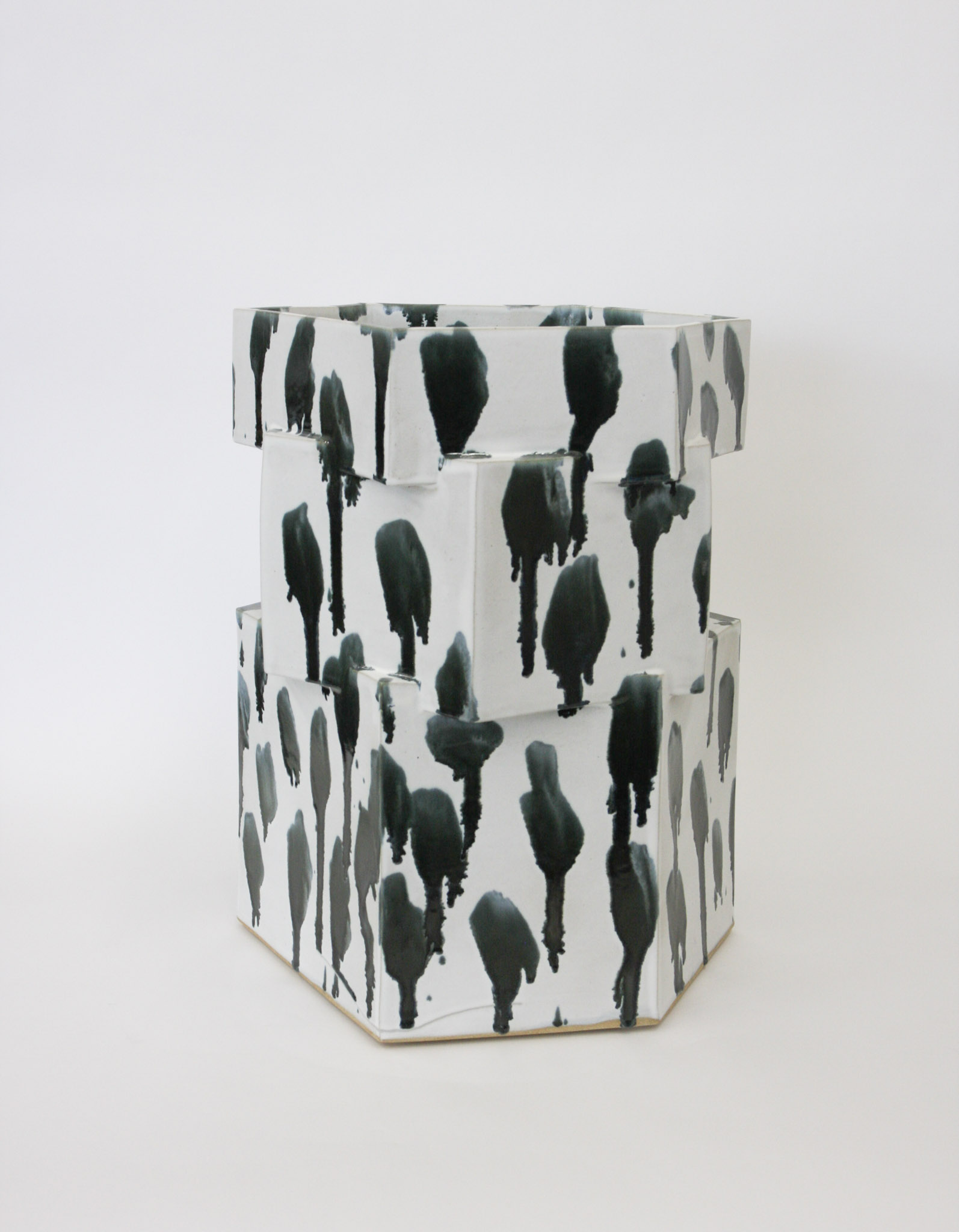 XXL HEX PLANTER - DRIPPY PALLADIUM (SECOND)